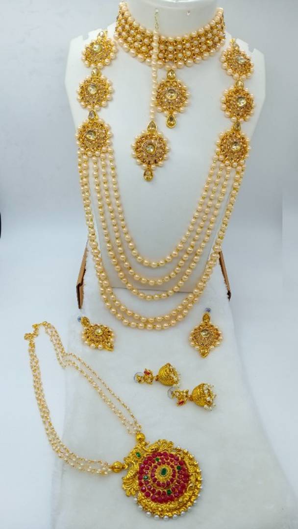 Stylish Women Alloy Jewellery Sets